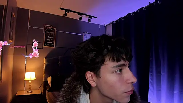 Christopher 77 online show from September 24, 12:14 pm