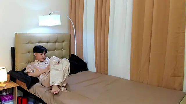 hotfreshdior online show from September 12, 6:41 pm