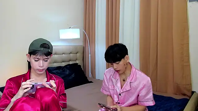 hotfreshdior online show from September 10, 5:00 pm