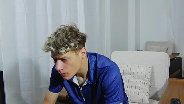 OttisBrawn online show from November 8, 3:04 pm