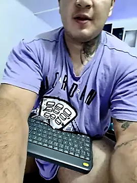 thiago  cp01 online show from October 13, 6:52 am