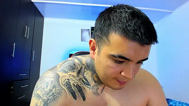 thiago  cp01 online show from September 26, 6:22 am