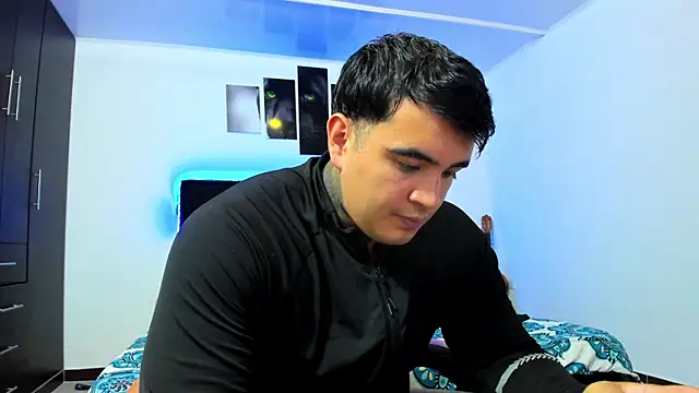 thiago  cp01 online show from April 8, 6:24 am