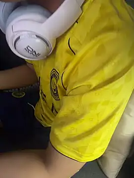 boyhigh1997 online show from July 15, 3:29 pm