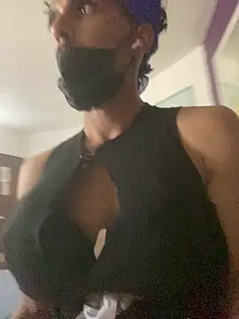 mazerhot online show from November 13, 9:30 pm