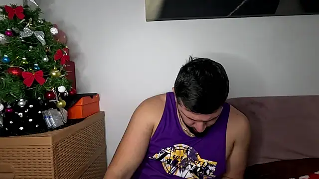 Gold Alpha Boy online show from December 21, 12:02 pm