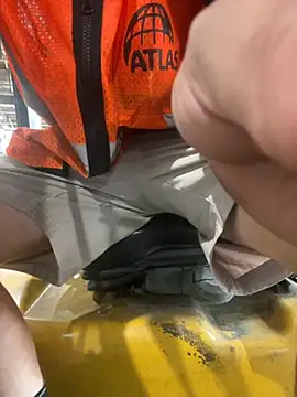 PuttieIn online show from October 3, 5:07 pm