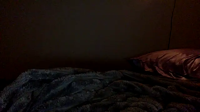 slutzilly online show from February 23, 10:50 am