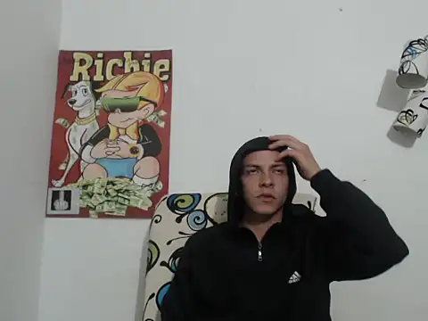 Snapshot of Thomasjons_ chatting on October 22, 1:31 am Thomasjons  online show from October 22, 1:31 am