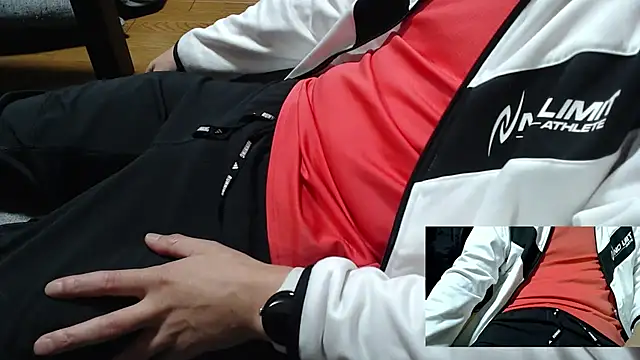 Yasu2000 online show from December 4, 1:56 am