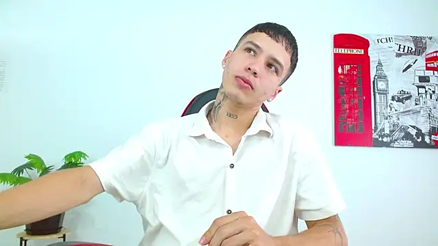 Cumandres18 online show from March 4, 2:46 pm