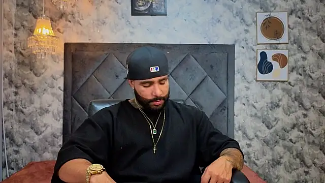 Apolo rousse1 online show from November 26, 9:40 pm