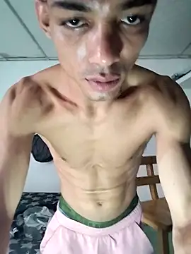 Brayanellatino online show from April 7, 8:42 pm