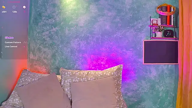 Snapshot of VicenteFerrer chatting on November 1, 2:37 am VicenteFerrer online show from November 1, 2:37 am