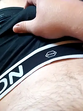 Snapshot of tomiii_69 chatting on October 12, 11:04 am tomiii 69 online show from October 12, 11:04 am