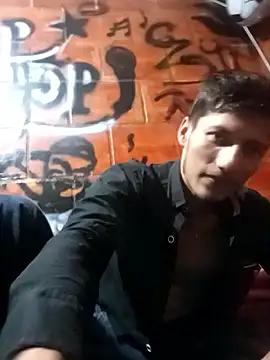 alexandercruz online show from March 6, 1:46 am