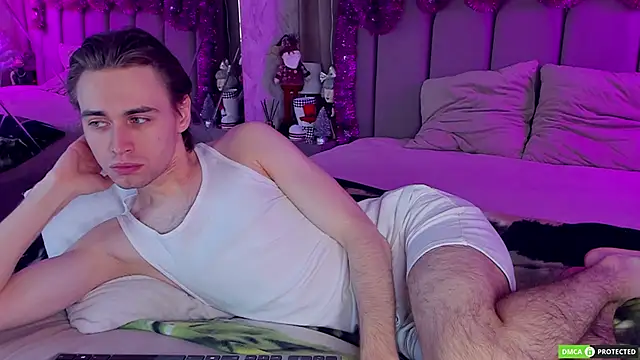 WilliamDyson online show from December 16, 3:02 am