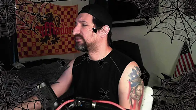 DevilPup75  online show from October 5, 3:38 pm