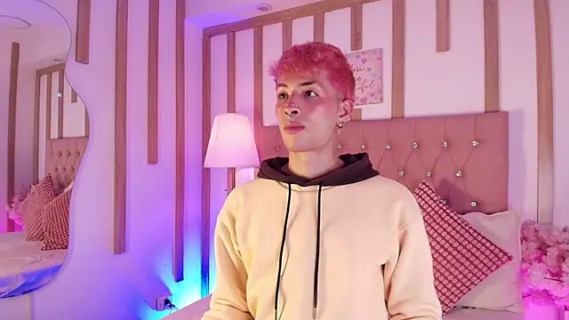 OzorioDany online show from April 8, 4:02 am