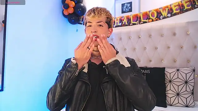 OzorioDany online show from October 8, 3:55 am