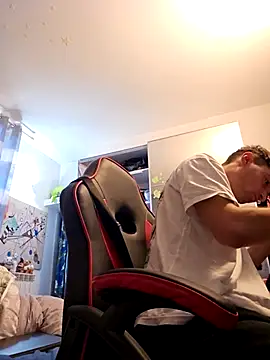 Thelouniost334    online show from October 6, 10:53 am