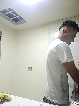 Snapshot of MI_GERALD chatting on September 15, 4:08 pm MI GERALD online show from September 15, 4:08 pm