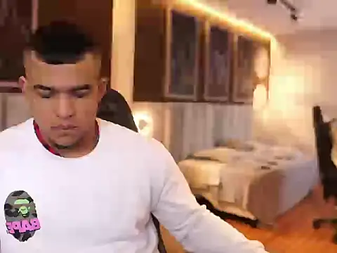 Thiago Valente online show from September 22, 12:48 pm