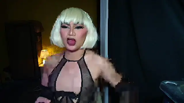 Lowel Smith online show from October 9, 3:17 pm