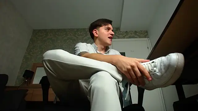 FelixStarkk online show from October 26, 5:09 am