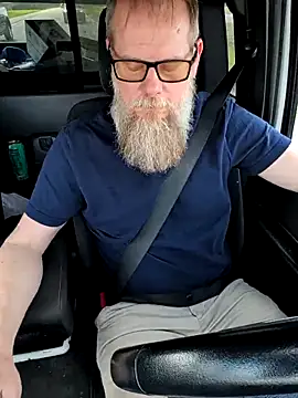 sizableunicorn7 online show from April 9, 8:26 pm