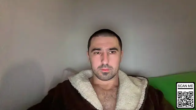 Hard to Obey online show from December 4, 8:49 pm