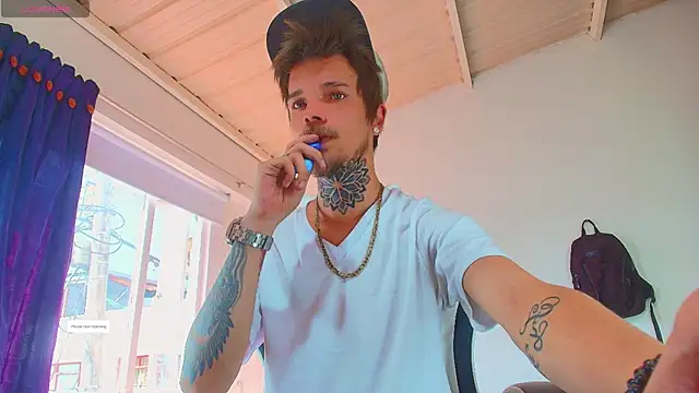 Gold Loyal77 online show from December 1, 3:04 pm