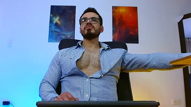 Axel Lover online show from September 20, 1:05 am