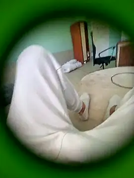 husi6969 online show from April 29, 9:25 am