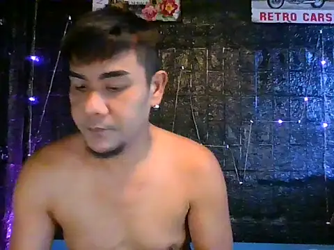 Snapshot of Jheboi69xxx chatting on November 1, 4:05 am Jheboi69xxx online show from November 1, 4:05 am