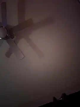 Snapshot of Triggerhappycj100 chatting on October 28, 4:37 am Triggerhappycj100 online show from October 28, 4:37 am