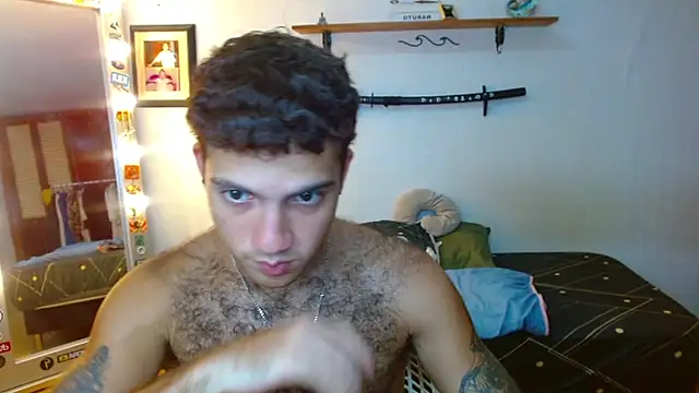 Snapshot of ocean_boy chatting on October 6, 8:46 pm ocean boy online show from October 6, 8:46 pm