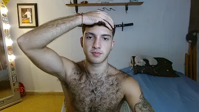 Snapshot of ocean_boy chatting on September 13, 12:44 am ocean boy online show from September 13, 12:44 am