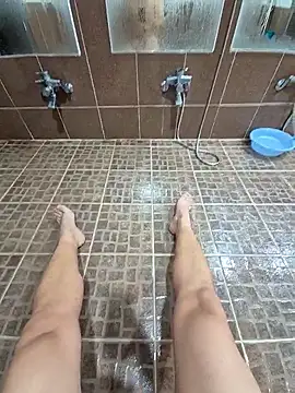 starvingo2002 online show from October 31, 6:50 am