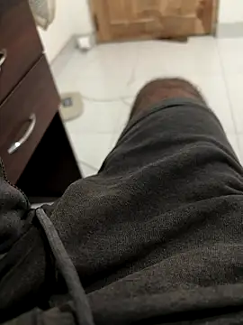 Snapshot of bigDick_000610 chatting on September 29, 6:15 pm bigDick 000610 online show from September 29, 6:15 pm