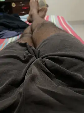 Snapshot of bigDick_000610 chatting on October 24, 7:37 pm bigDick 000610 online show from October 24, 7:37 pm