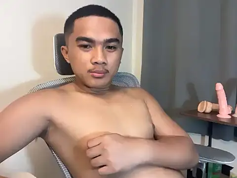 pinoyAdrianneXXX online show from August 4, 12:32 pm