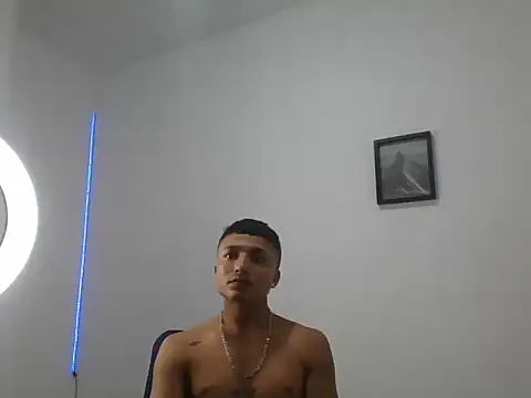 yissus 20  online show from April 8, 10:51 pm