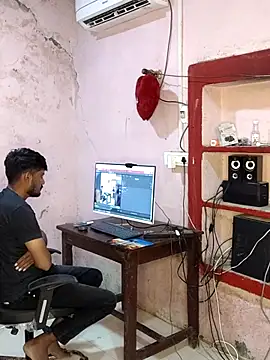 krishjaat43 online show from July 14, 1:06 pm