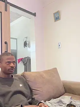 Snapshot of AllDayBbC chatting on October 9, 12:21 pm AllDayBbC online show from October 9, 12:21 pm