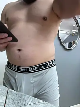 JJunioorr online show from April 8, 6:49 pm