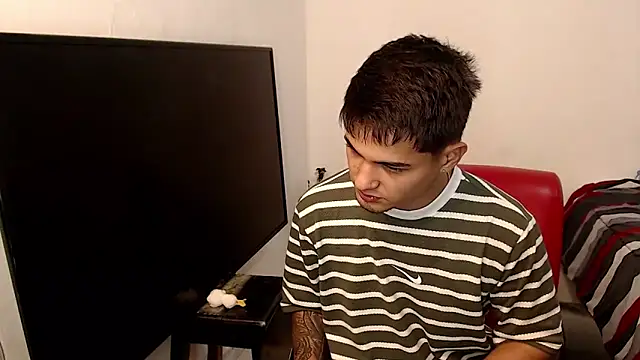 Alex mojica online show from February 18, 6:22 am