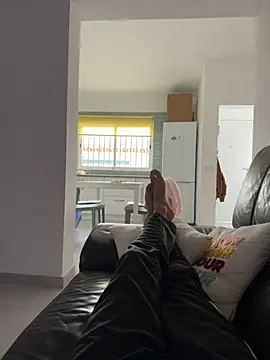 Manu97k online show from March 2, 9:27 am