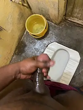 Snapshot of mrsaihotguy chatting on October 10, 1:32 am mrsaihotguy online show from October 10, 1:32 am