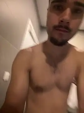 los freaky online show from July 18, 11:15 am